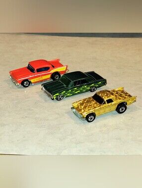 3 VINTAGE HOT WHEELS 1976 57' THUNDERBIRD 1978 57' CHEVY 2006 66' CHEVY NOVA SS